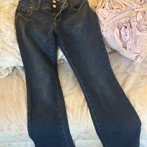 PACSUN JEANS LIKE NEW SIZE 27 WAIST. LOW RISE BOOT STYLE